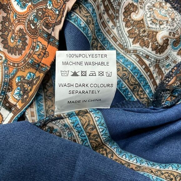 MISSGUIDED Satin Shirt Dress - Picture 7 of 7